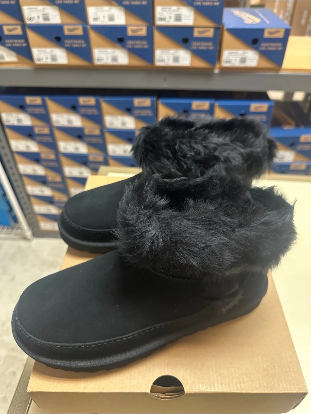 Ugg Women's Classic Mini Chalet Black Ankle Winter Boots